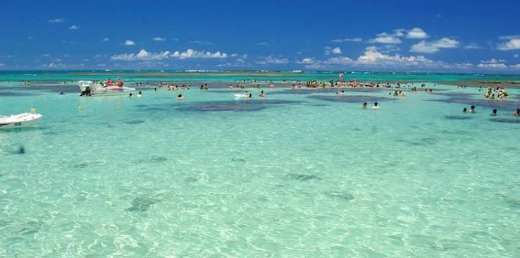 Leve os noivos às piscinas naturais